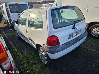 2006-renault-twingo-1411675-45209464