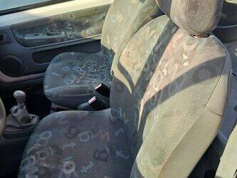 2006-renault-twingo-1411675-45209465