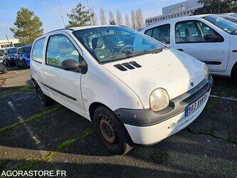2004-renault-twingo-1411677-45209492