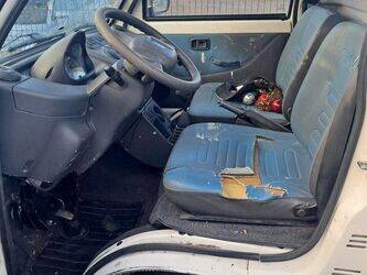 2011-piaggio-porter-1411678-45209518