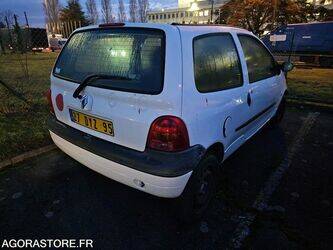 2005-renault-twingo-1411679-45209528