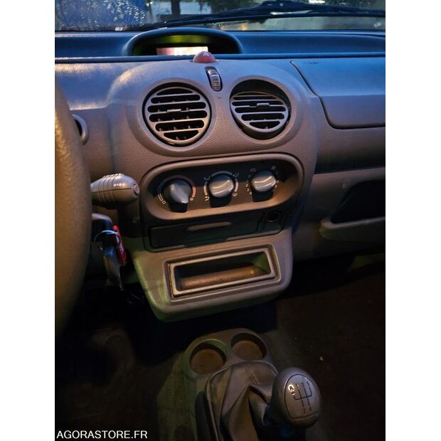 2005 Renault Twingo-45209532