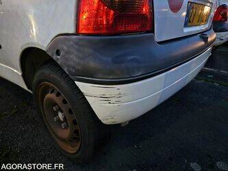 2005-renault-twingo-1411679-45209543