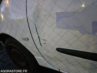 2005-renault-twingo-1411679-45209545