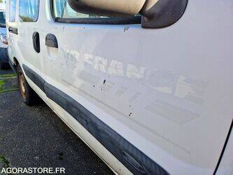 2002-renault-kangoo-1411681-45209574