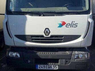 صورة ل شاحنات 2008 رينو Midlum