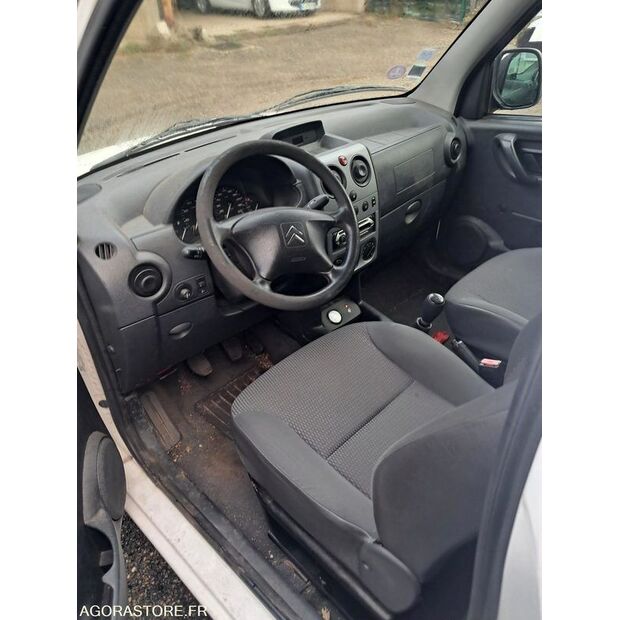 2010 Citroen BERLINGO-45209628