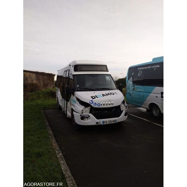 2017 Iveco 65C18-45209651