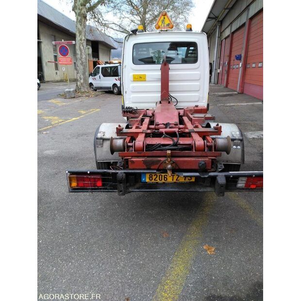 2004 ايفكو 35C10-45209700