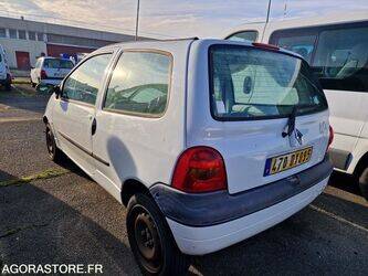 2005-renault-twingo-1411698-45209714