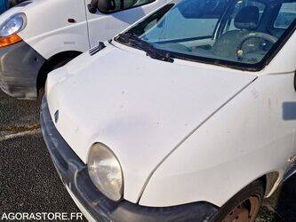 2005-renault-twingo-1411698-45209715