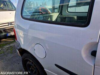 2005-renault-twingo-1411698-45209722