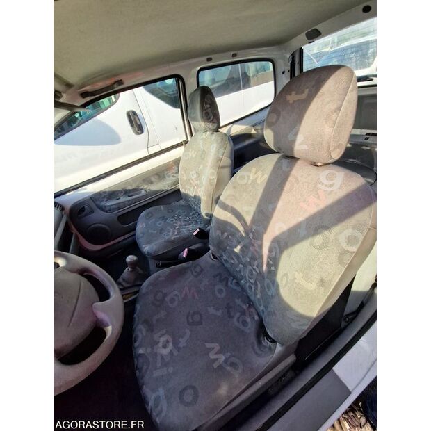 2005 Renault Twingo-45209736