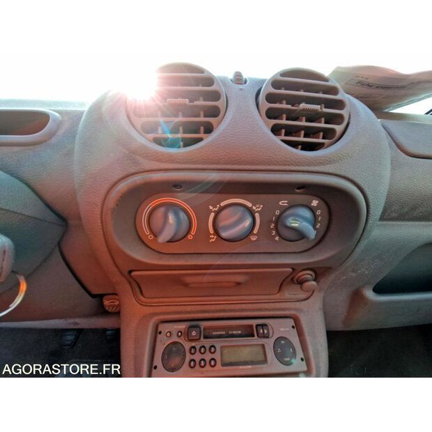 2005 Renault Twingo-45209739