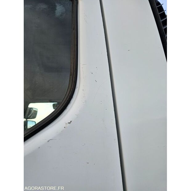 2009 Renault PREMIUM-45209767