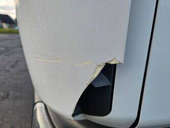 2009-renault-premium-1411699-45209772