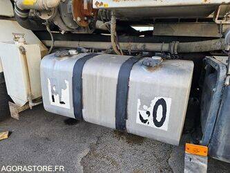 2009-renault-premium-1411699-45209783