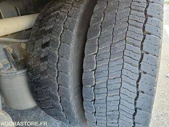 2009-renault-premium-1411699-45209788