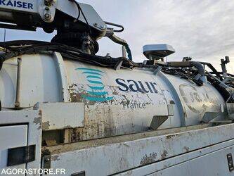 2009-renault-premium-1411699-45209792