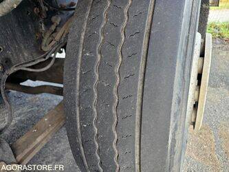 2009-renault-premium-1411699-45209802