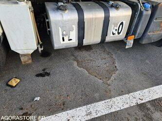 2009-renault-premium-1411699-45209820