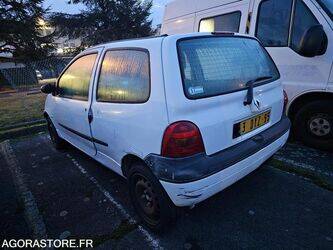 2005-renault-twingo-1411700-45209825