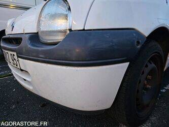 2005-renault-twingo-1411700-45209837