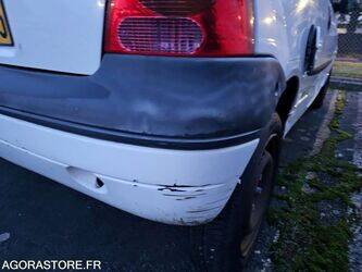 2005-renault-twingo-1411700-45209846