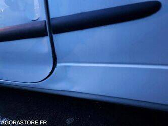 2005-renault-twingo-1411700-45209851