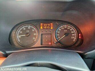 2006-renault-clio-1411711-45209963