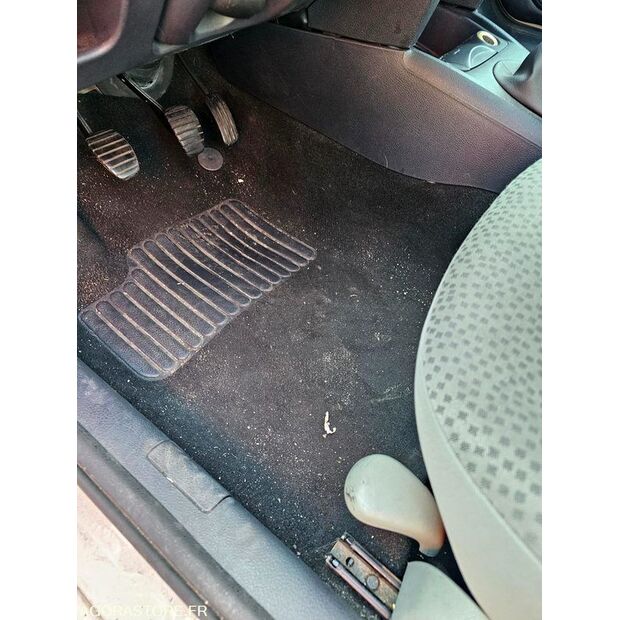 2006 Renault Clio-45209965