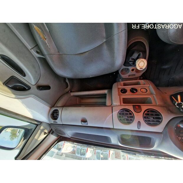 2004 رينو Kangoo-45210012