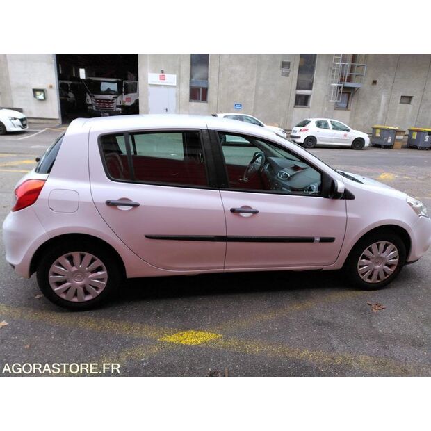 2009 Renault Clio-45210024