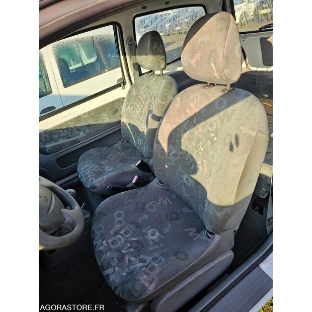 2005 Renault Twingo-45210036