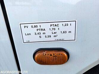 2005-renault-twingo-1411715-45210046