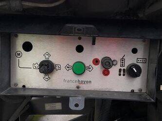 2011-renault-midlum-1411716-45210064