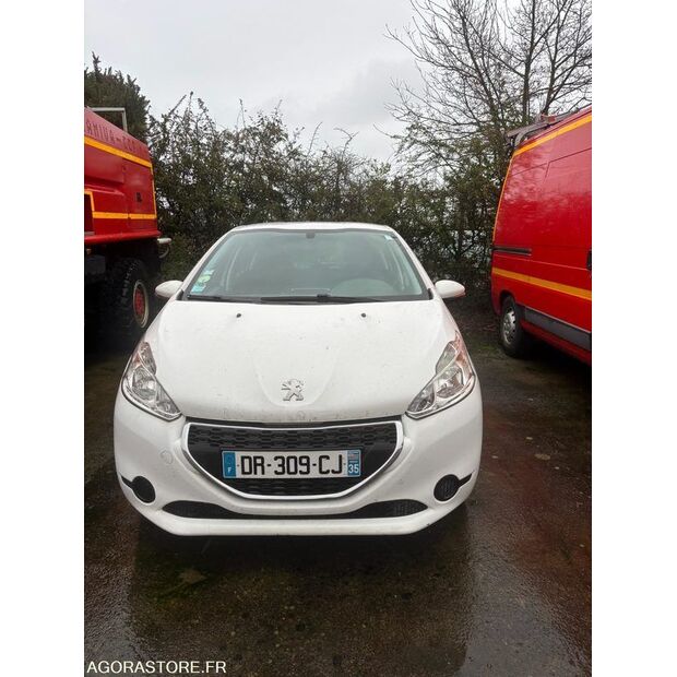 2015 Peugeot 208-45210074