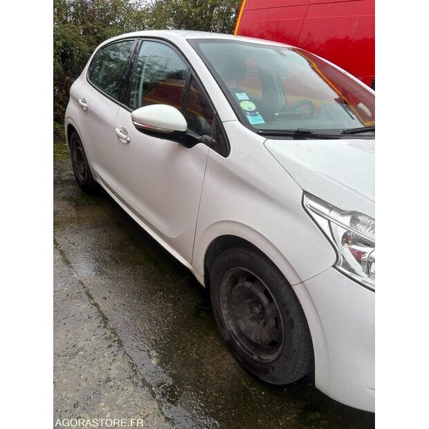 2015 Peugeot 208-45210076