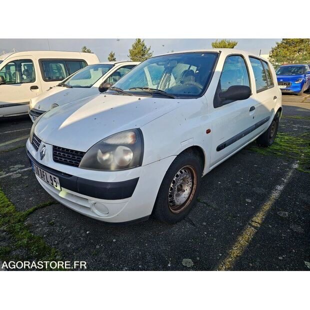 2002 Renault Clio-45210104