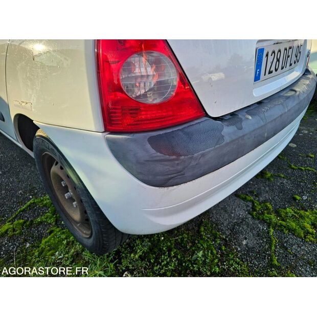 2002 Renault Clio-45210123