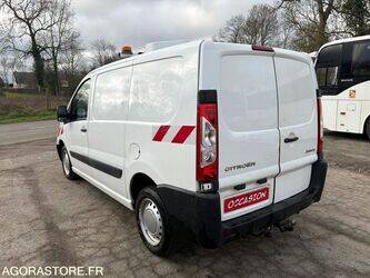 2011-citroen-jumpy-1411723-45210129