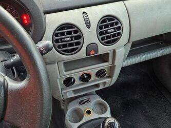 2005-renault-kangoo-1411724-45210138