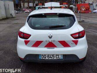 2015-renault-clio-1411725-45210166