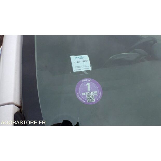 2015 Renault Clio-45210204