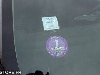 2015-renault-clio-1411731-45210204