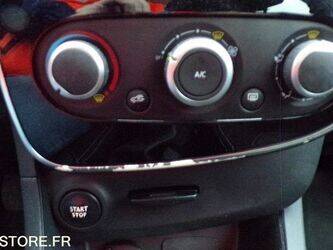 2015-renault-clio-1411731-45210210