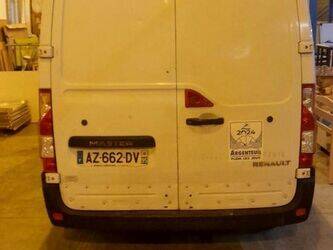 2010-renault-master-1410852-45210343