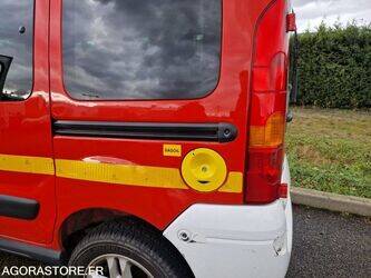 2006-renault-kangoo-1410874-45210417