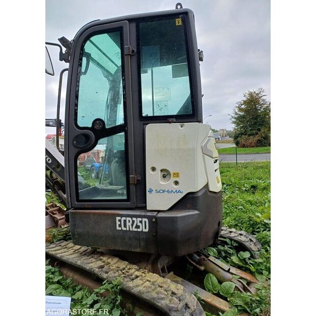 Volvo ECR25D-45210500