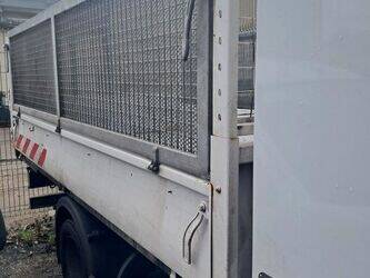 2012-renault-maxity-1410899-45210506